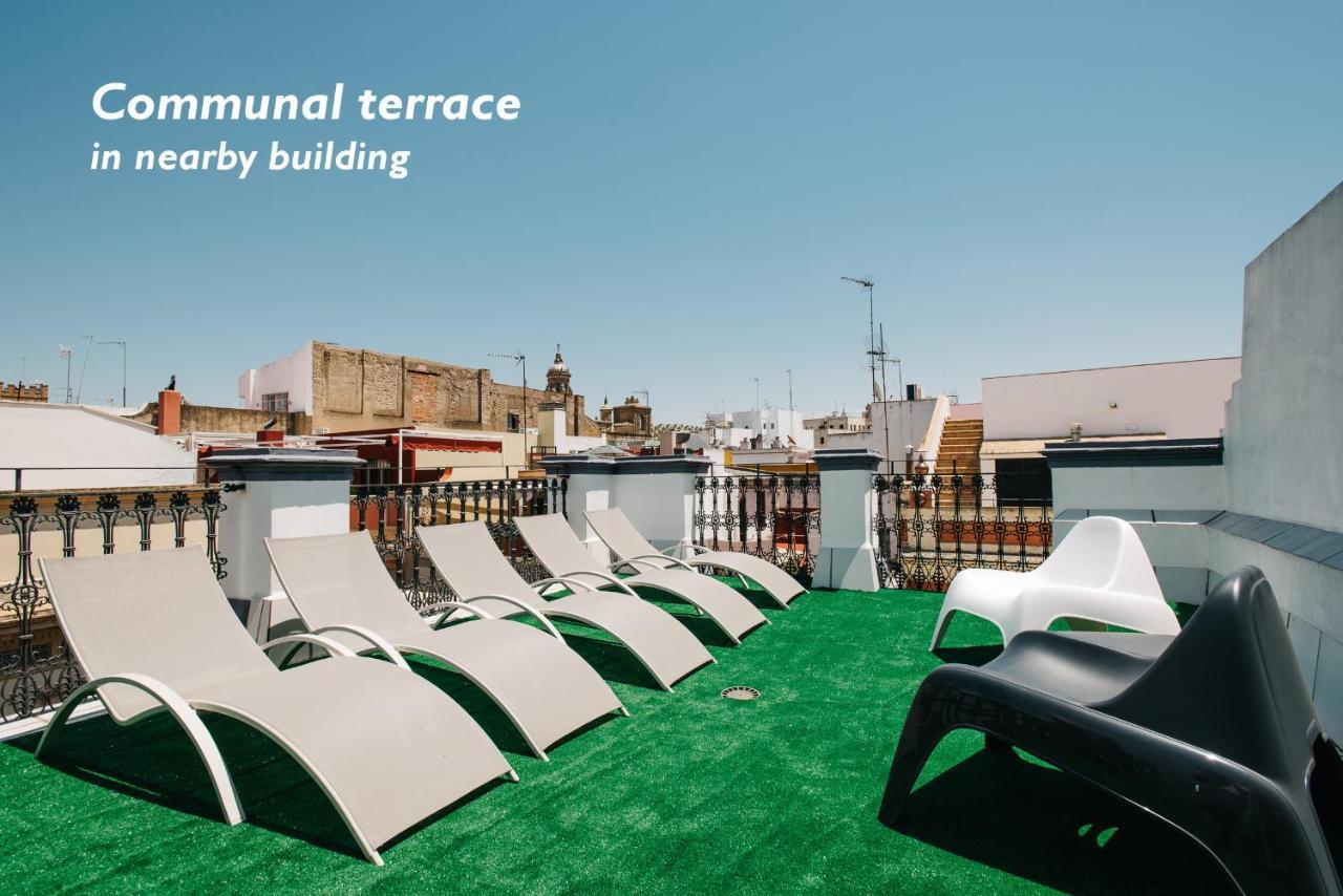 Hostly Rivero 2A Center Loft-Fibre-Communal Terrace-Parking Optional-Cless Seville Exterior photo